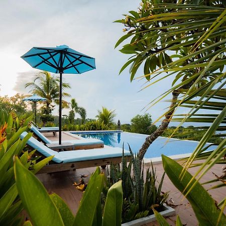 Gara Gara Sea View Hotel Batununggul Luaran gambar
