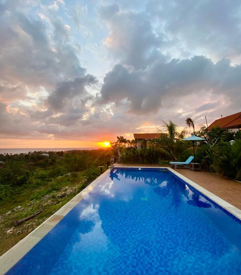 Gara Gara Sea View Hotel Batununggul Luaran gambar